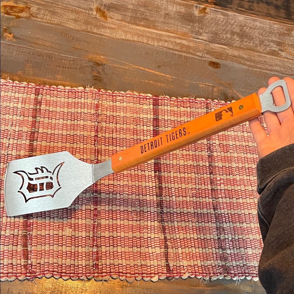 Detroit Tigers BBQ Spatula with Bottle Opener